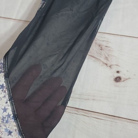 VICTORIA Secret Knockout Leggings size Medium VSX Sport Tight - Picture 6 of 6